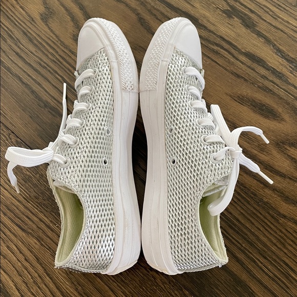 Perforated leather converse silver size 8 - Picture 6 of 9